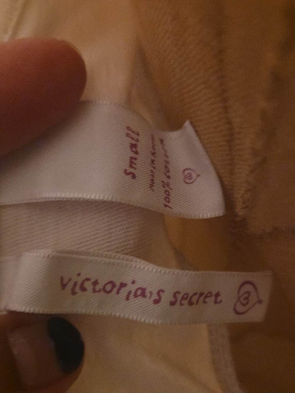 2 Victoria's Secret Ivory Eyelet Lace Camisole Top - Picture 2 of 4